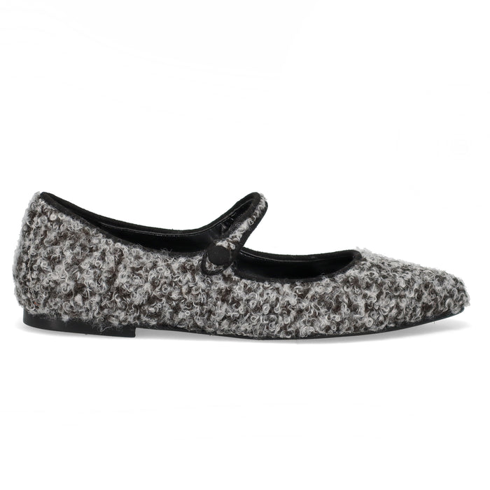 AI22---ballerina---I927DOWY