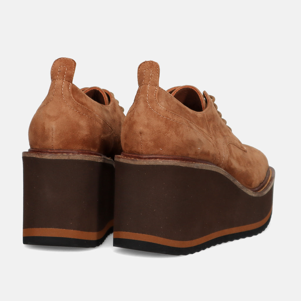 AI22---rahya grey---18-04SUEDE CAMEL_3_P