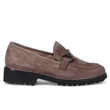 Women's moccasin Sangiorgio in soft dove-colored suede