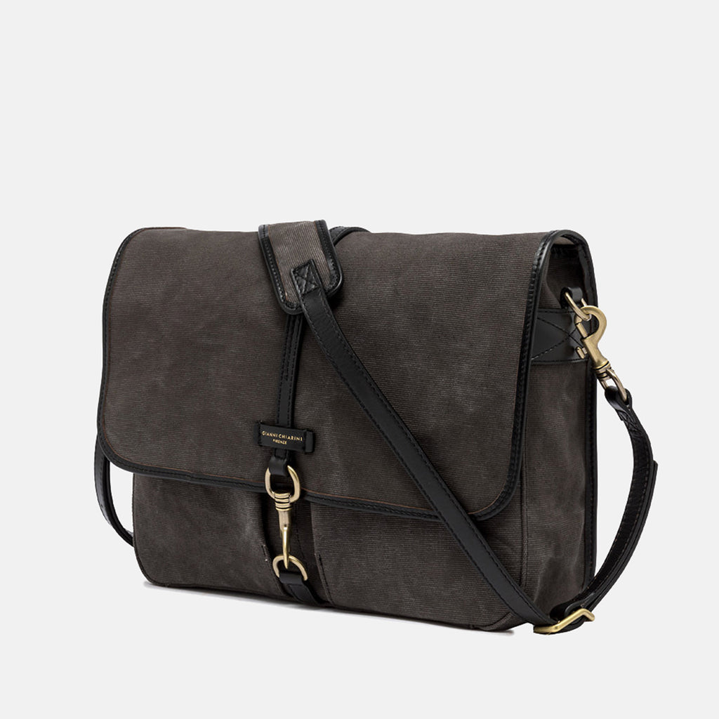 AI25---gianni chiarini---11625()COMM TD1657 GRIGIO NERO_2_P