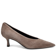 Beige suede Sangiorgio pumps with comfortable spool heel
