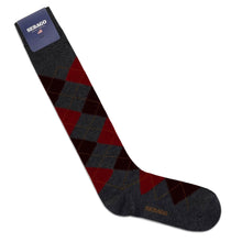 Sebago Sabattus high socks in grey and burgundy for leisure with diamond pattern