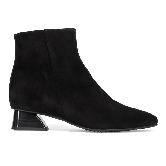 BRUNATE: Refined women's ankle boot in water-repellent black suede with a comfortable heel