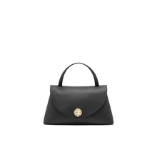 Nikla medium leather black