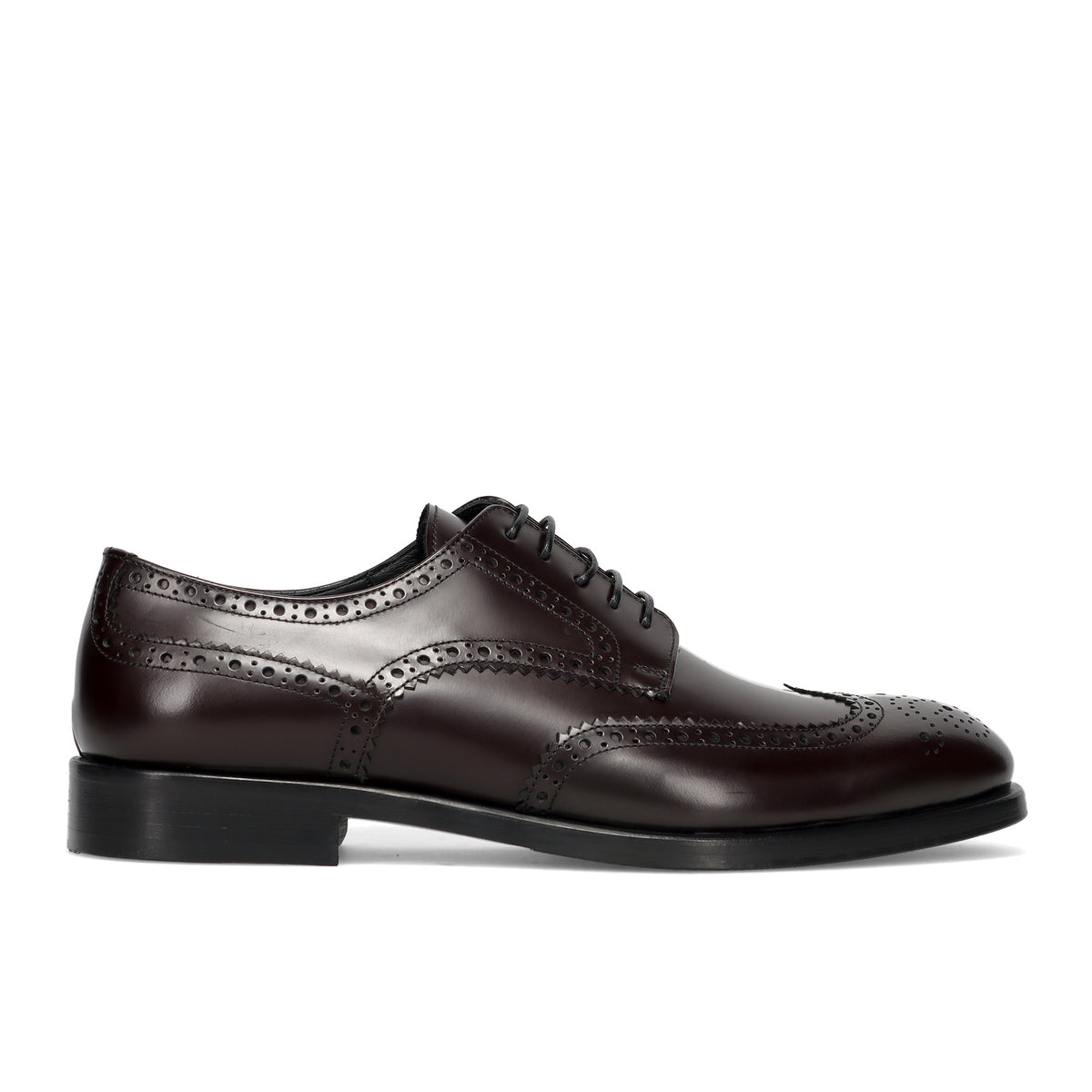 J. WILTON: Men's burgundy leather derby lace-up shoe with "wingtip" decorated toe cap
