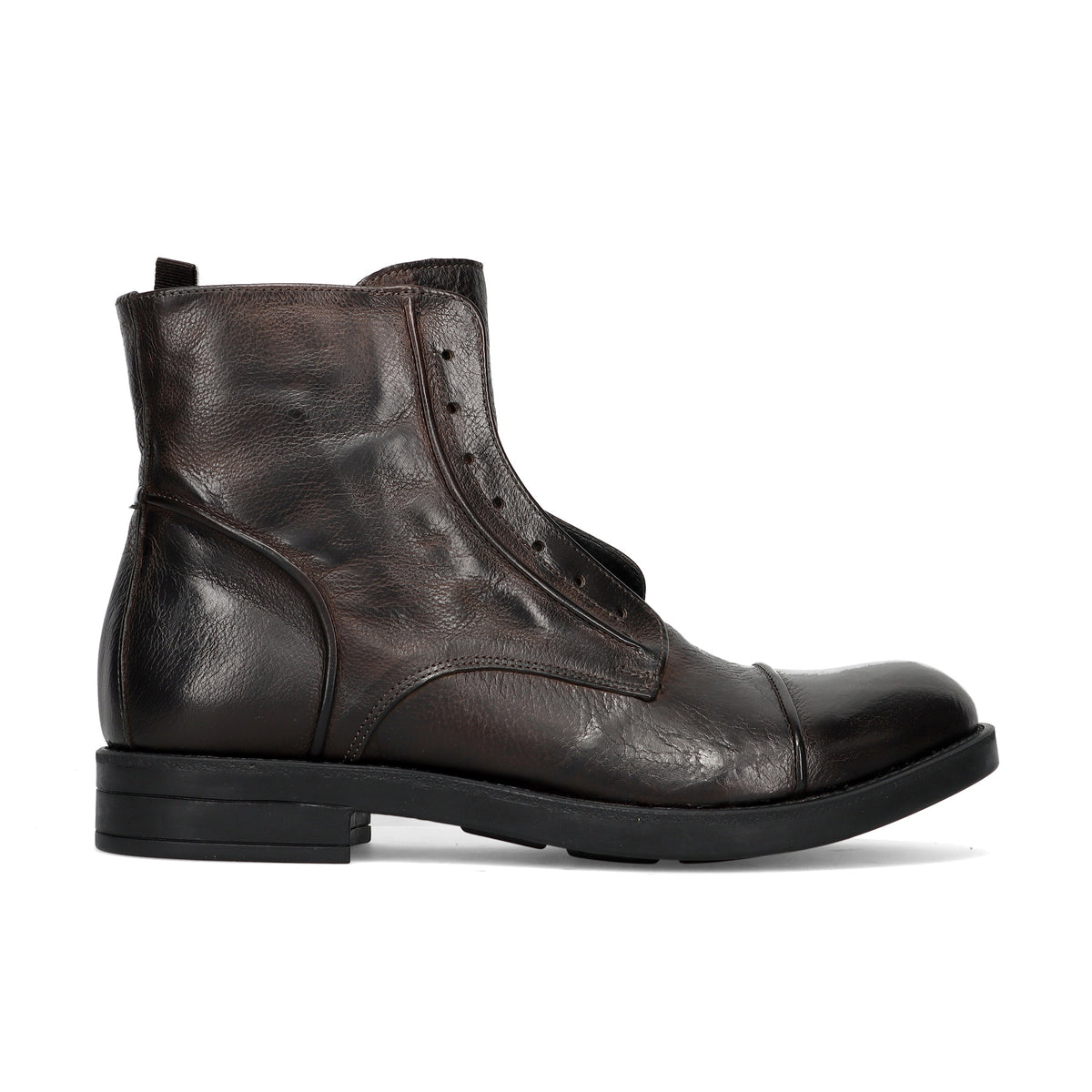 PAWELKS: Brushed Walker men's ankle boot in dark brown, made from soft aged leather