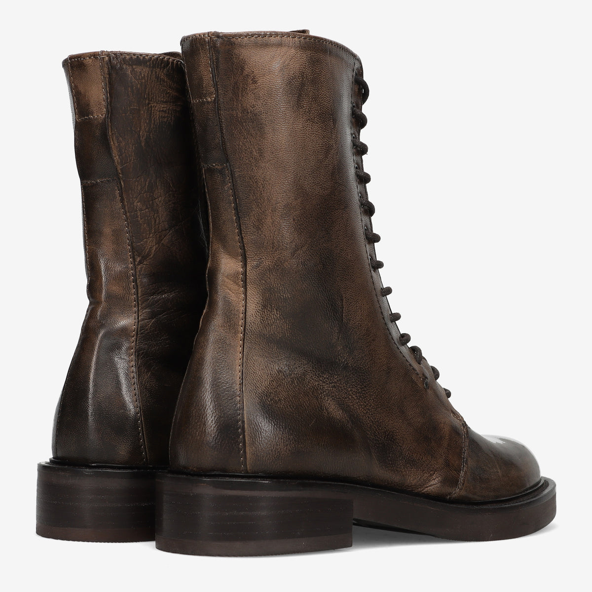 AI26---pawelks---W1122CRUST BIRCH_3_P