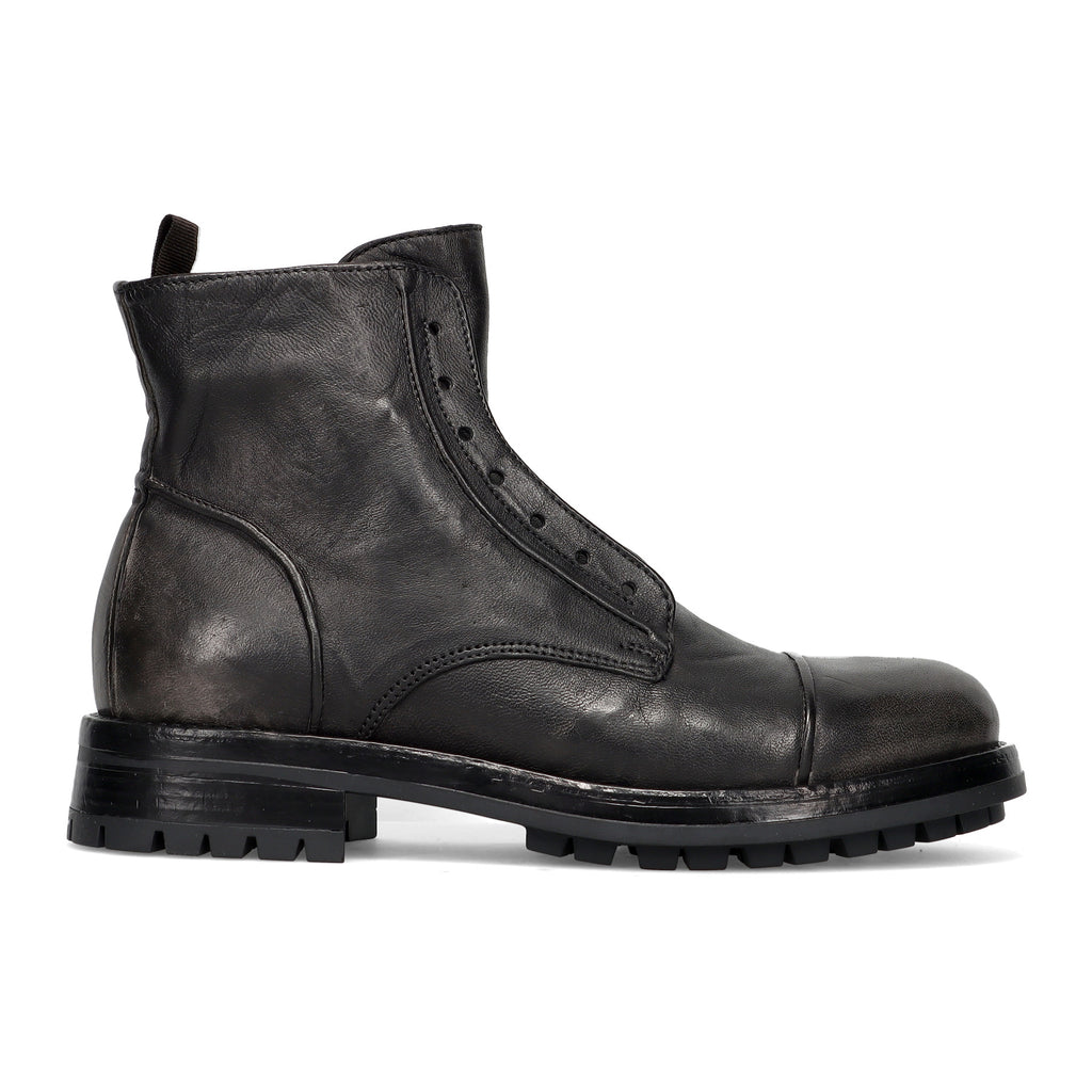 PAWELKS: Women's Walker ankle boot in dark grey antiqued leather with tank sole