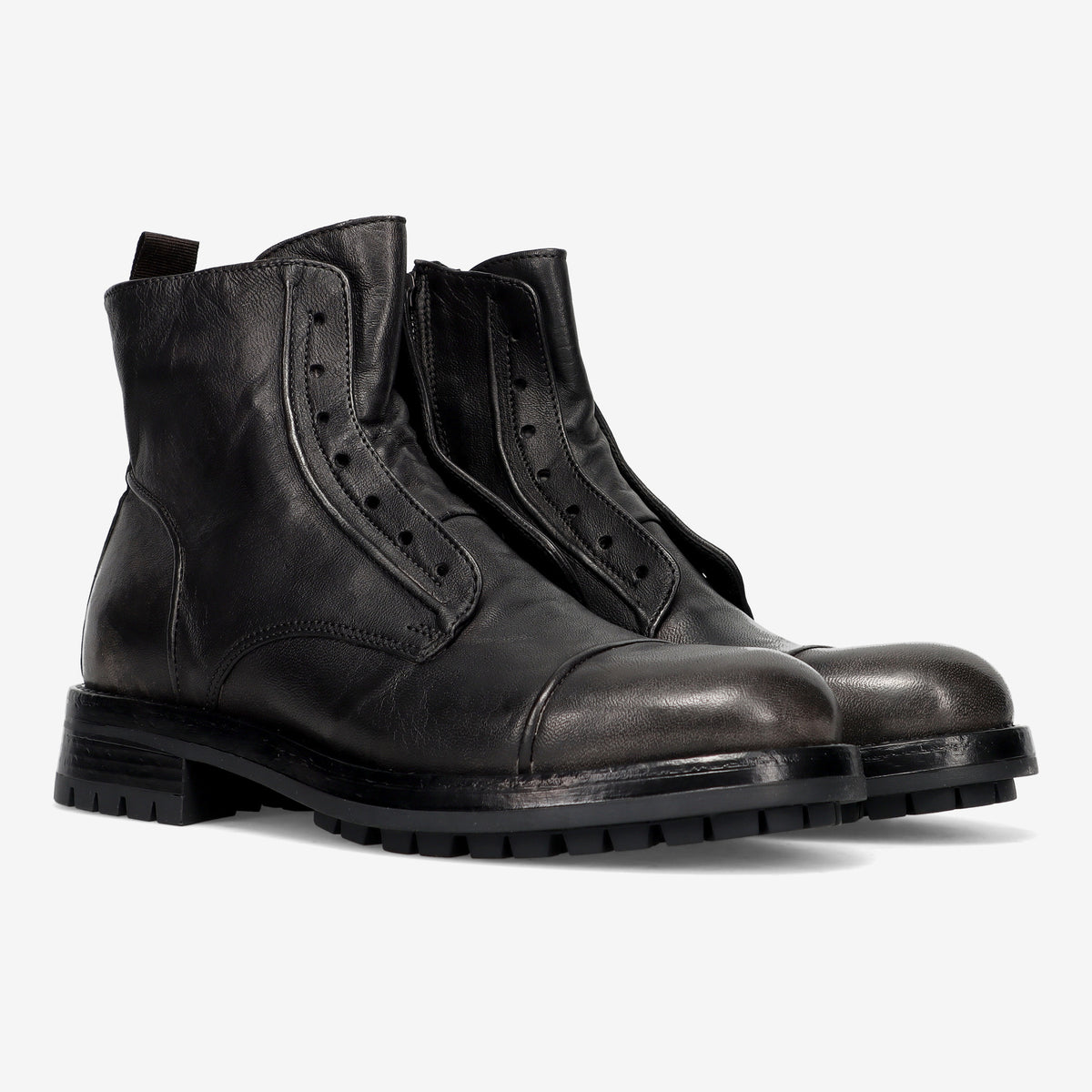 AI26---pawelks---W1173SFUMATO CARBON_1_P