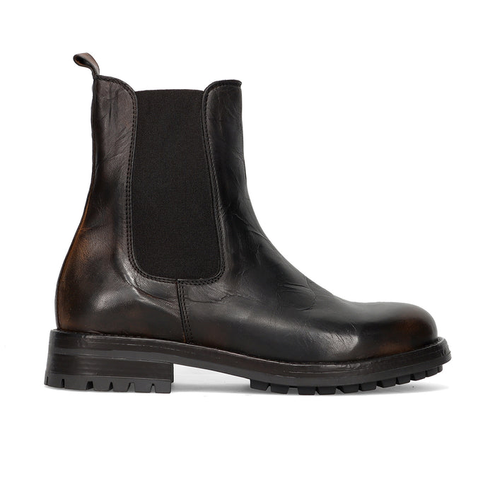 PAWELKS: Women's Chelsea ankle boot in dark brown shaded leather with tank-sole rubber outsole