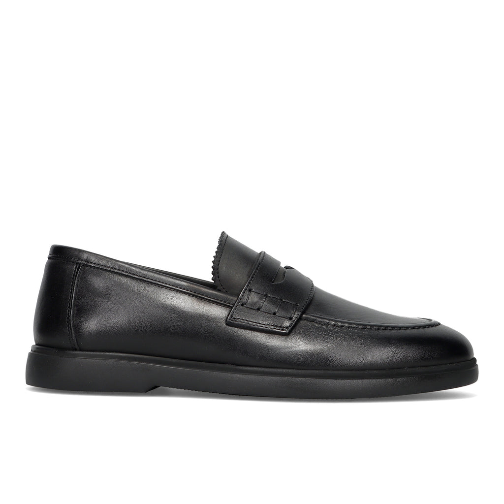 SANGIORGIO: Men's loafer in soft black buffalo leather with lightweight rubber sole