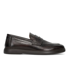 Buffalo loafer dark brown