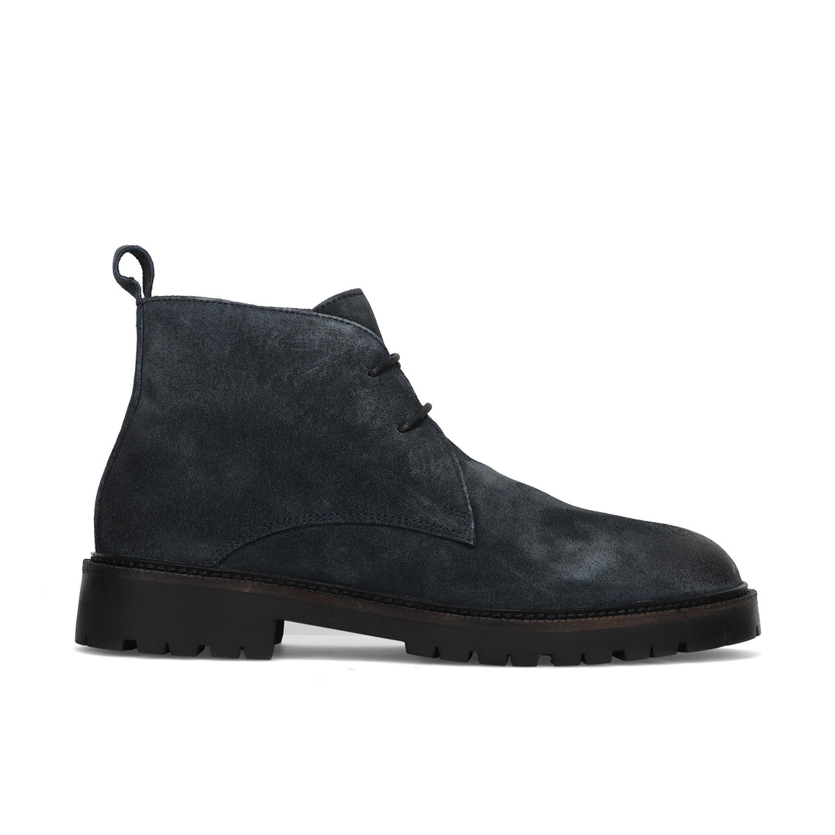 SANGIORGIO: Men's lace-up chukka boot in water-repellent navy blue suede