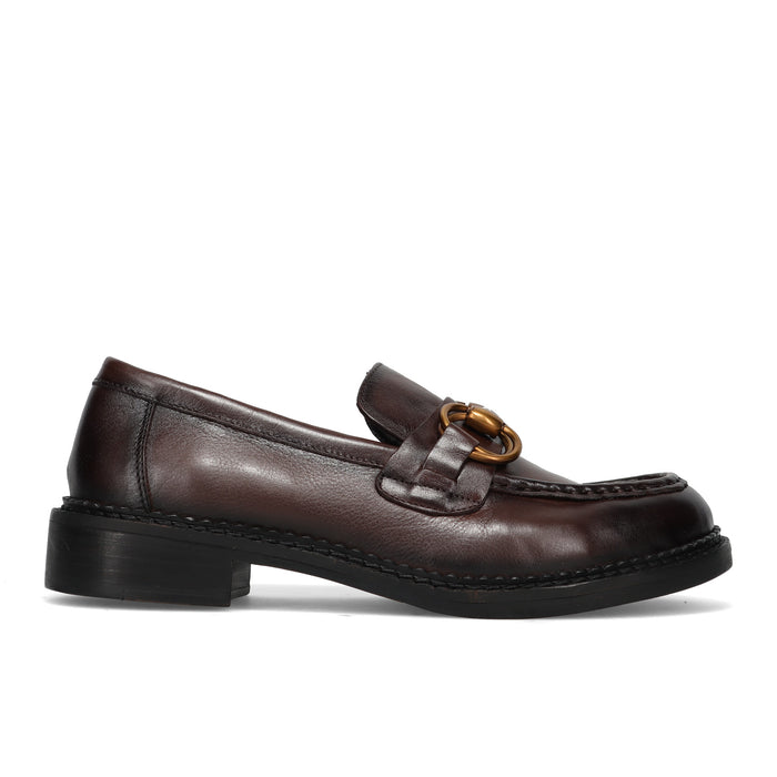 SANGIORGIO: Women's loafer in soft brown leather with horsebit detail