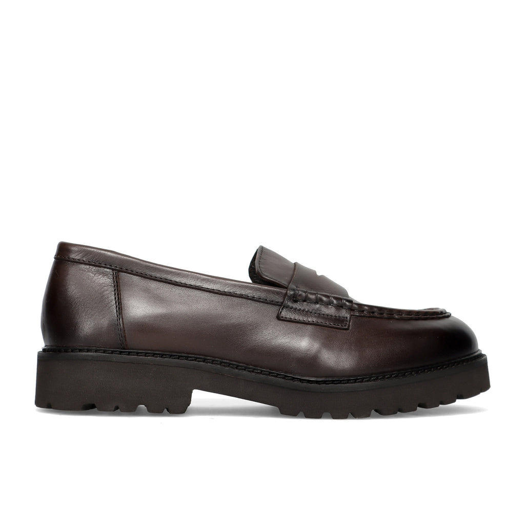 SANGIORGIO: Men's moccasin in burnished brown leather with studded rubber sole