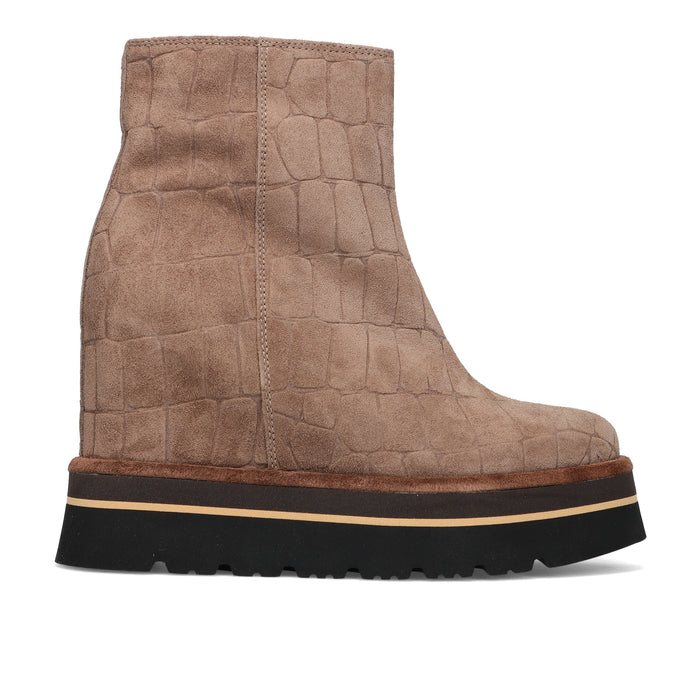 SANGIORGIO: Women's ankle boot in croco print suede beige with internal wedge