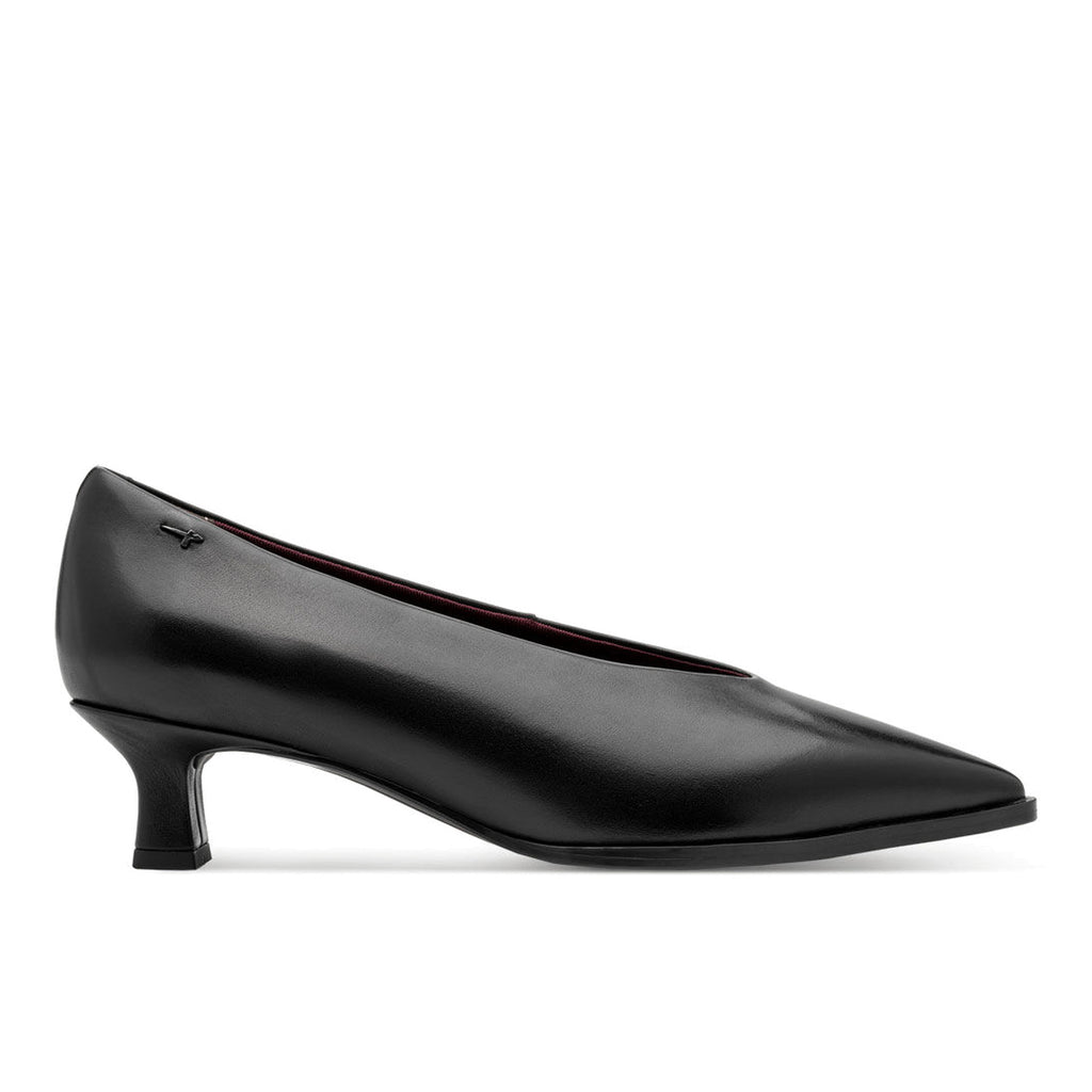 TAMARIS: Women's black leather shoe with V-cut neckline and comfortable spool heel
