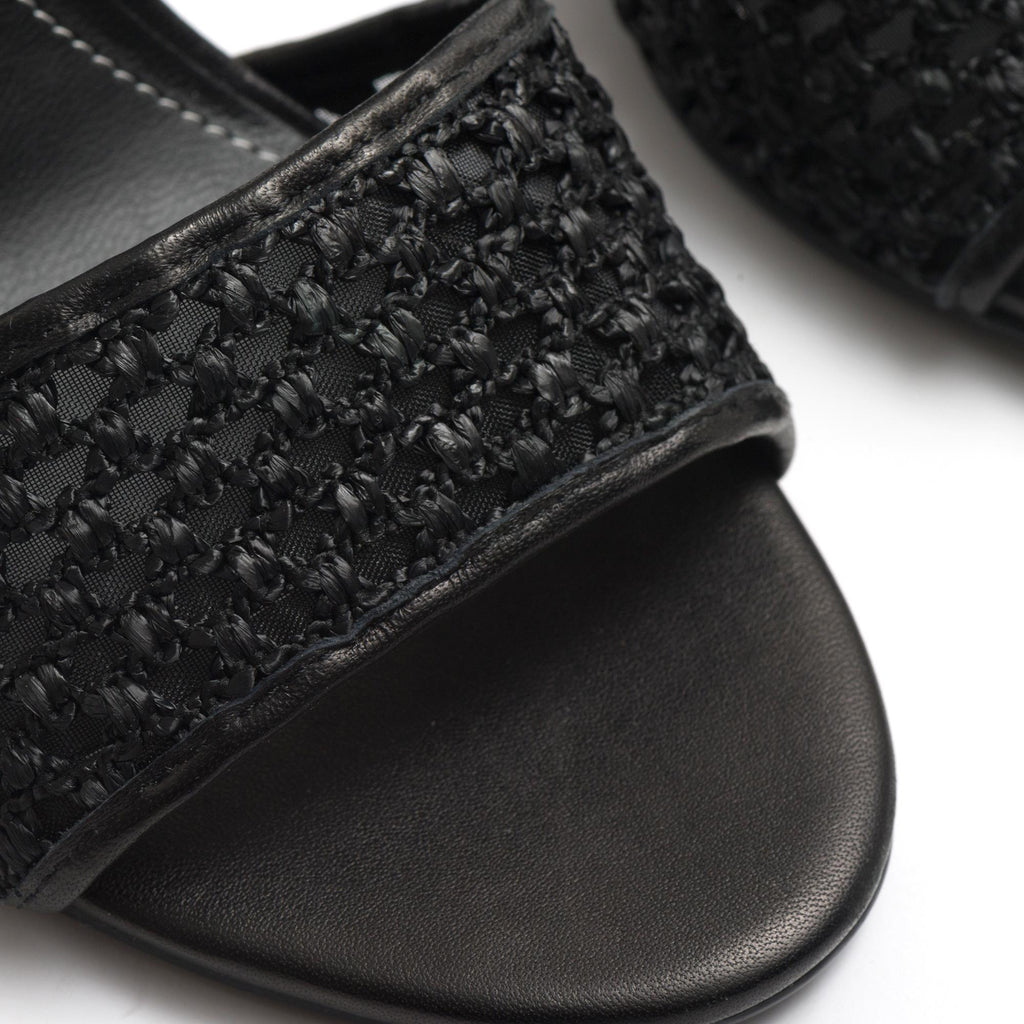 Kendall + Kylie Genna sandal in black with high heel