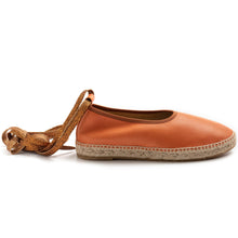 OA non-fashion espadrilles in orange leather with laces