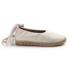 OA non-fashion espadrilles in ivory leather with laces