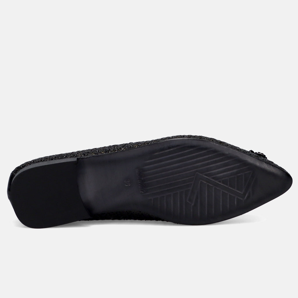 PE23---zoe---CHANEL03CANVAS NERO_4_P