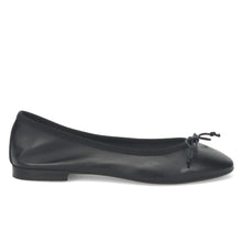 Belle Vie ballerina in soft black leather