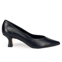 Sangiorgio low-cut shoe in soft black leather with comfortable heel
