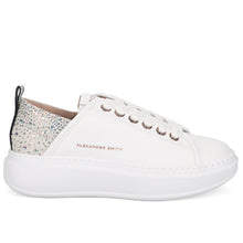 Wembley woman white iris azure