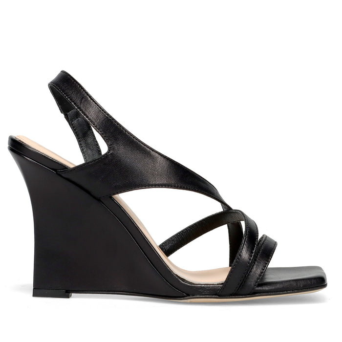 PE26---chantal---3158CAPROTTO NERO_4_P