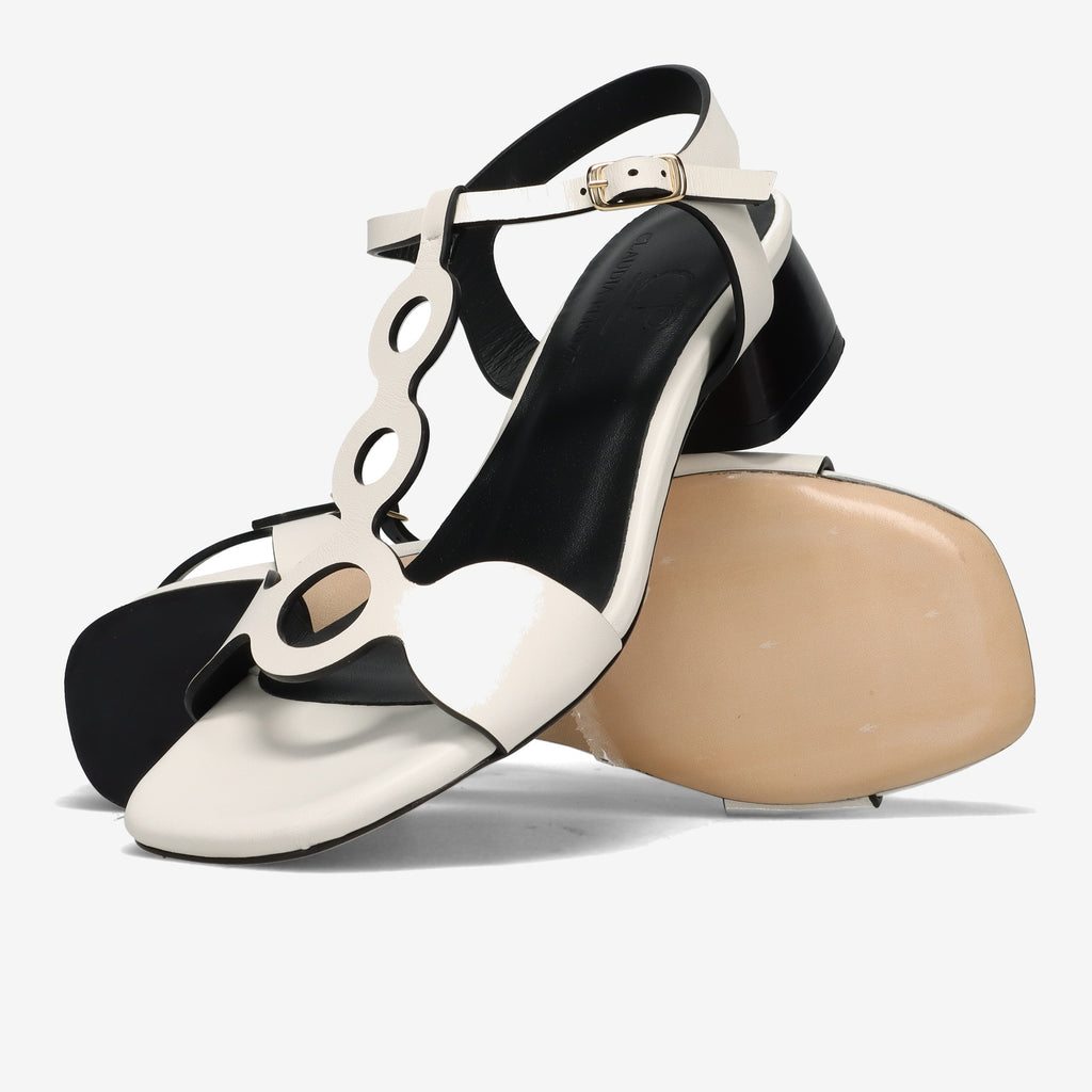PE26---claudia peruzzini---2604VITELLO MILK_2_P