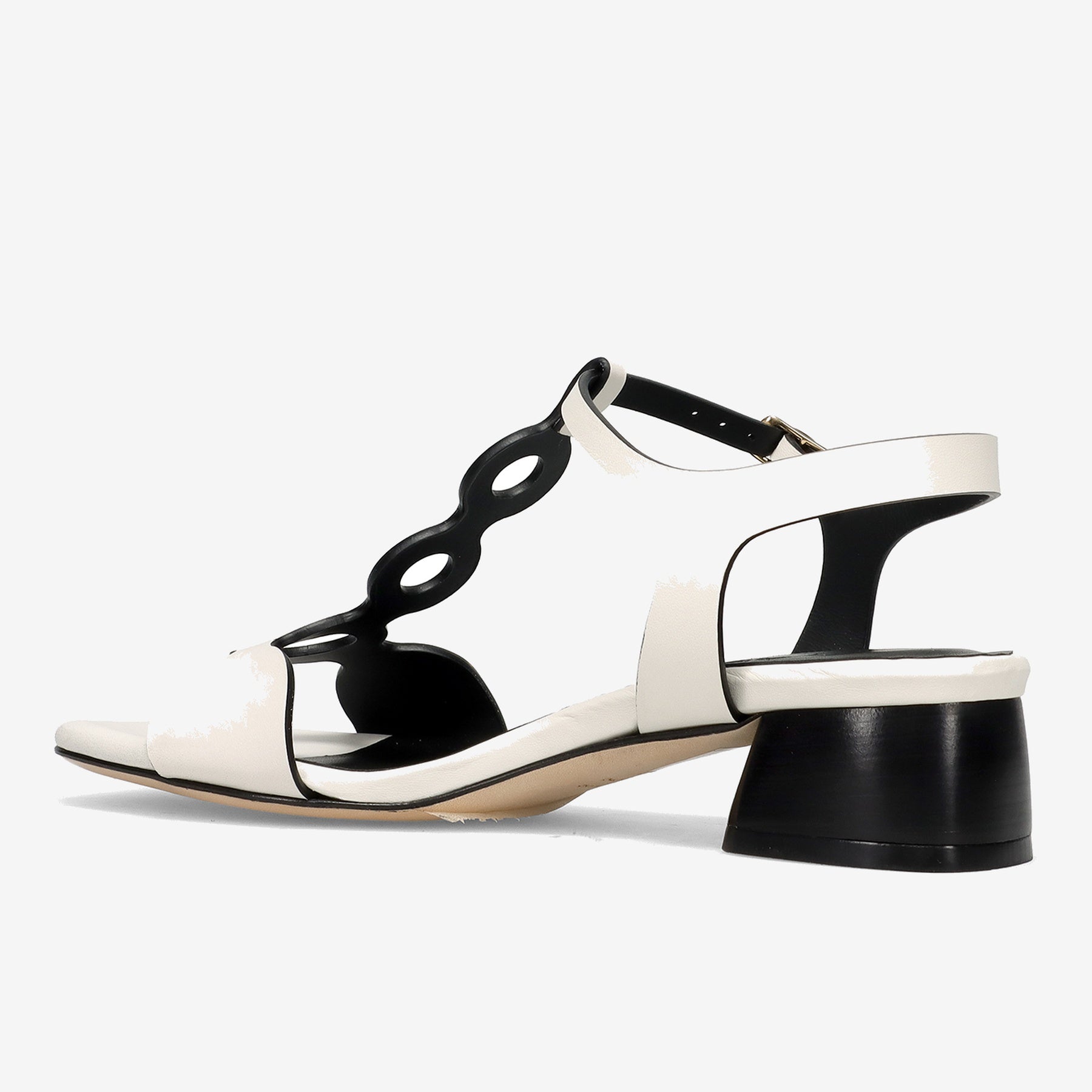 PE26---claudia peruzzini---2604VITELLO MILK_3_P