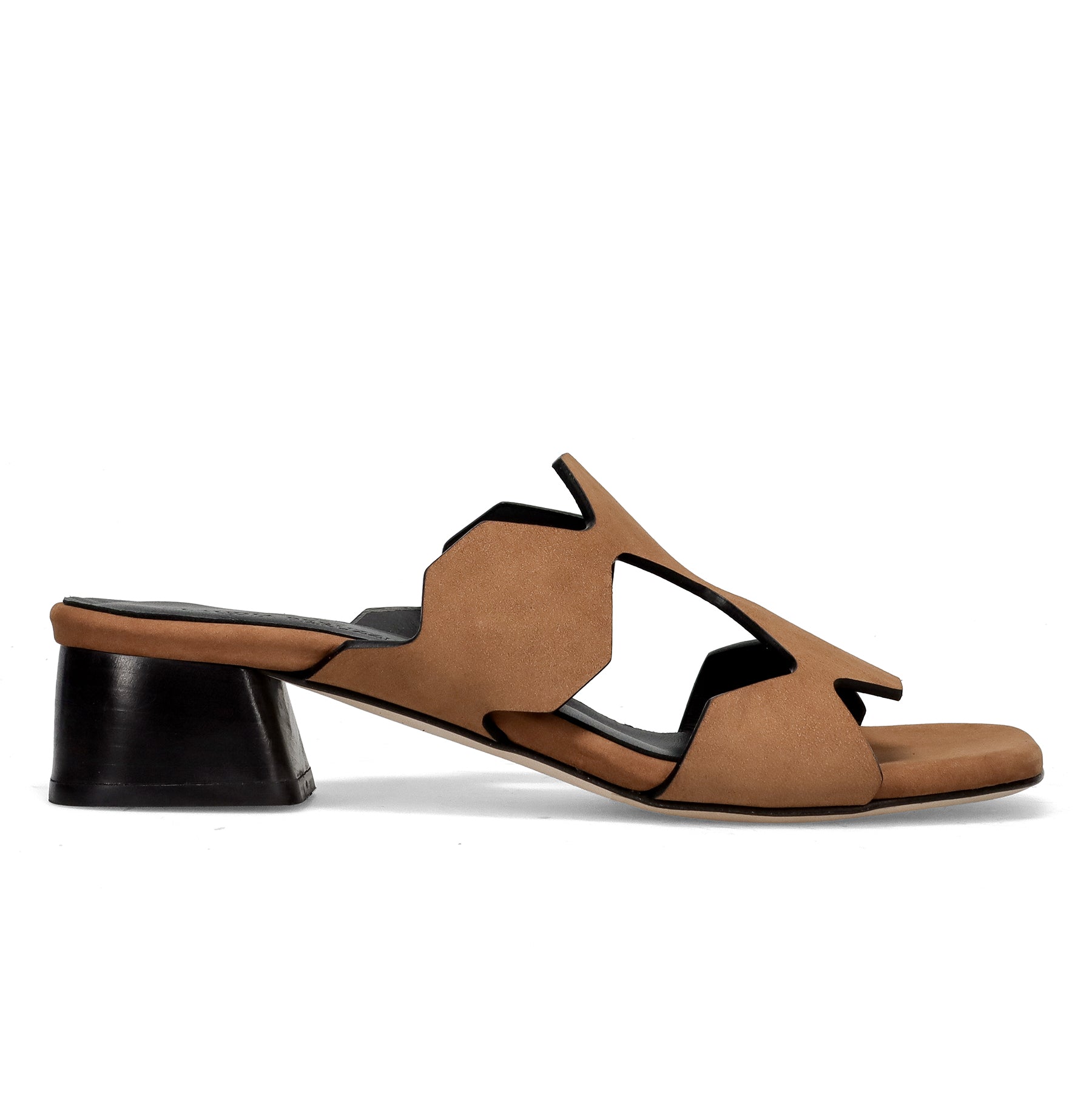 PE26---claudia peruzzini---KA2605COGNAC