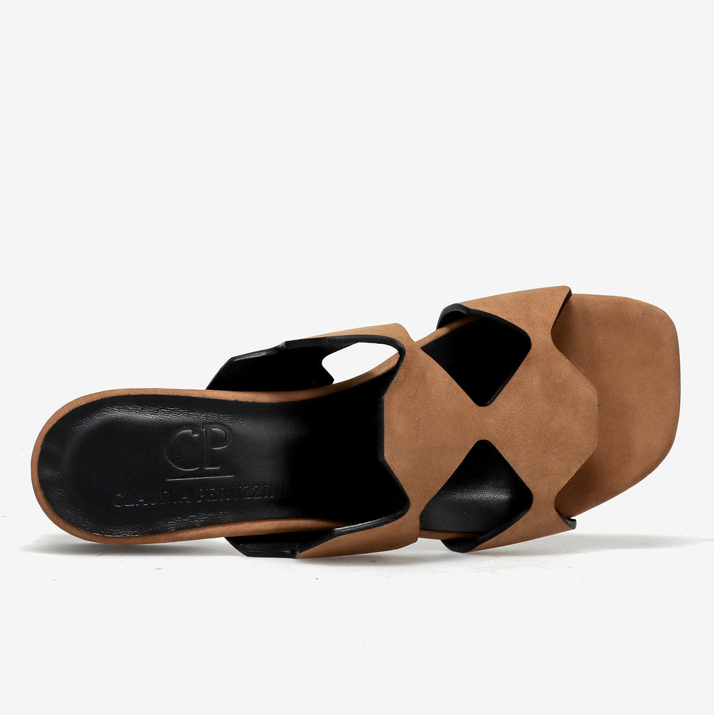 PE26---claudia peruzzini---KA2605COGNAC_2_P