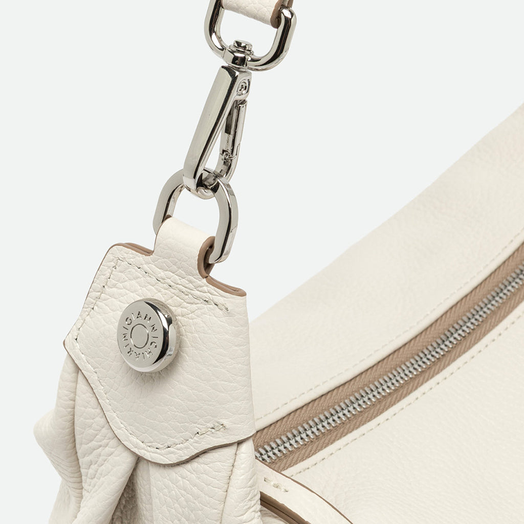 PE26---gianni chiarini---11550 COMM GRN3890_4_P