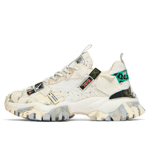 Label white silver