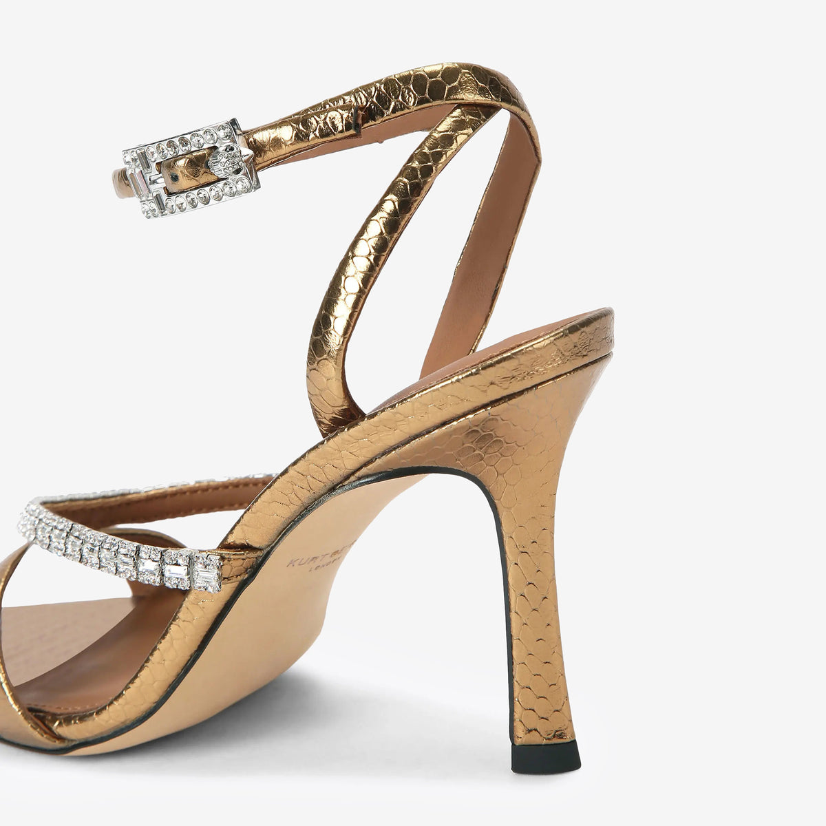 PE26---kurt geiger---CRYSTAL STRAP 943_2_P