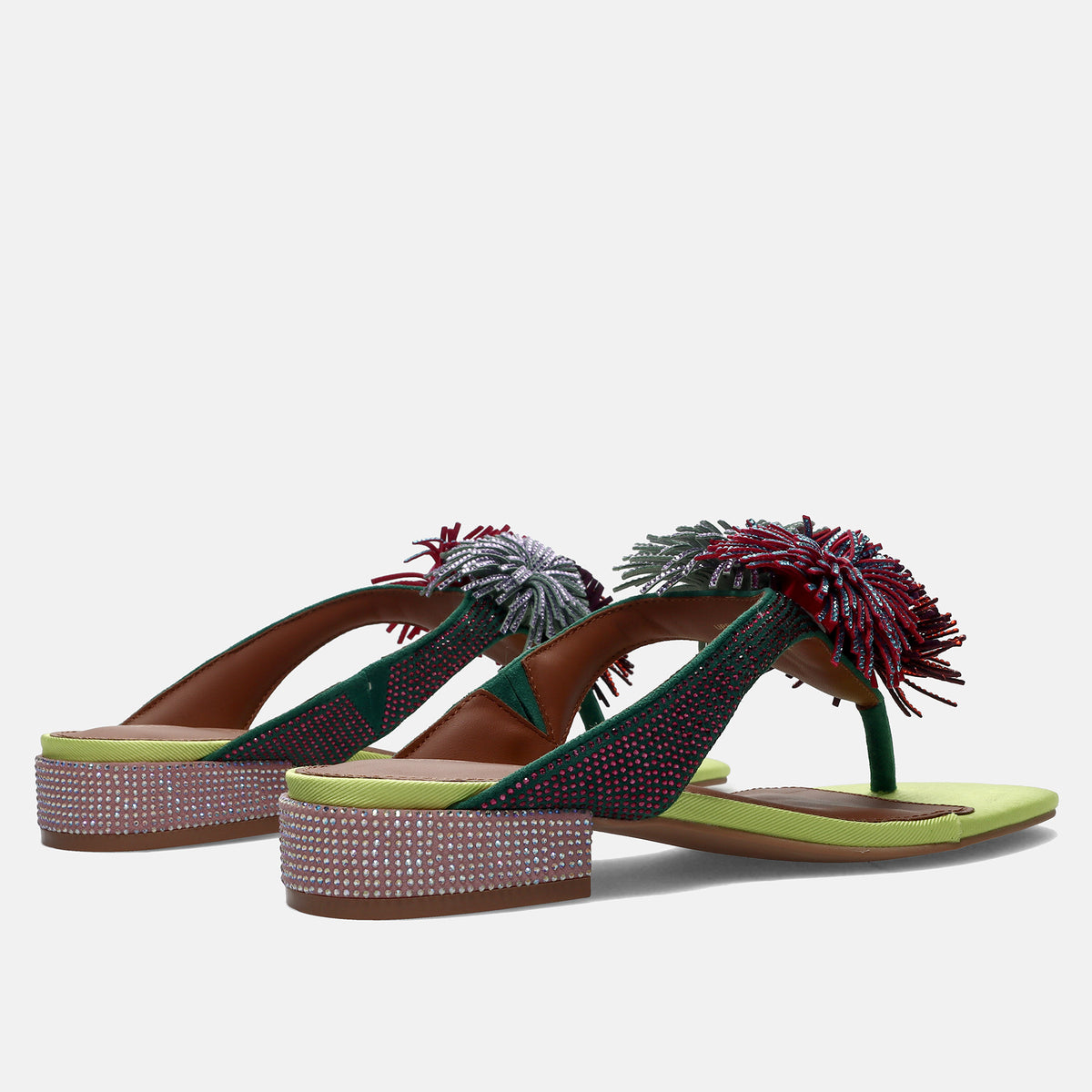 PE26---kurt geiger---POM POM T-BAR830_3_P