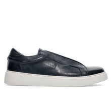 Blue crust slip-on
