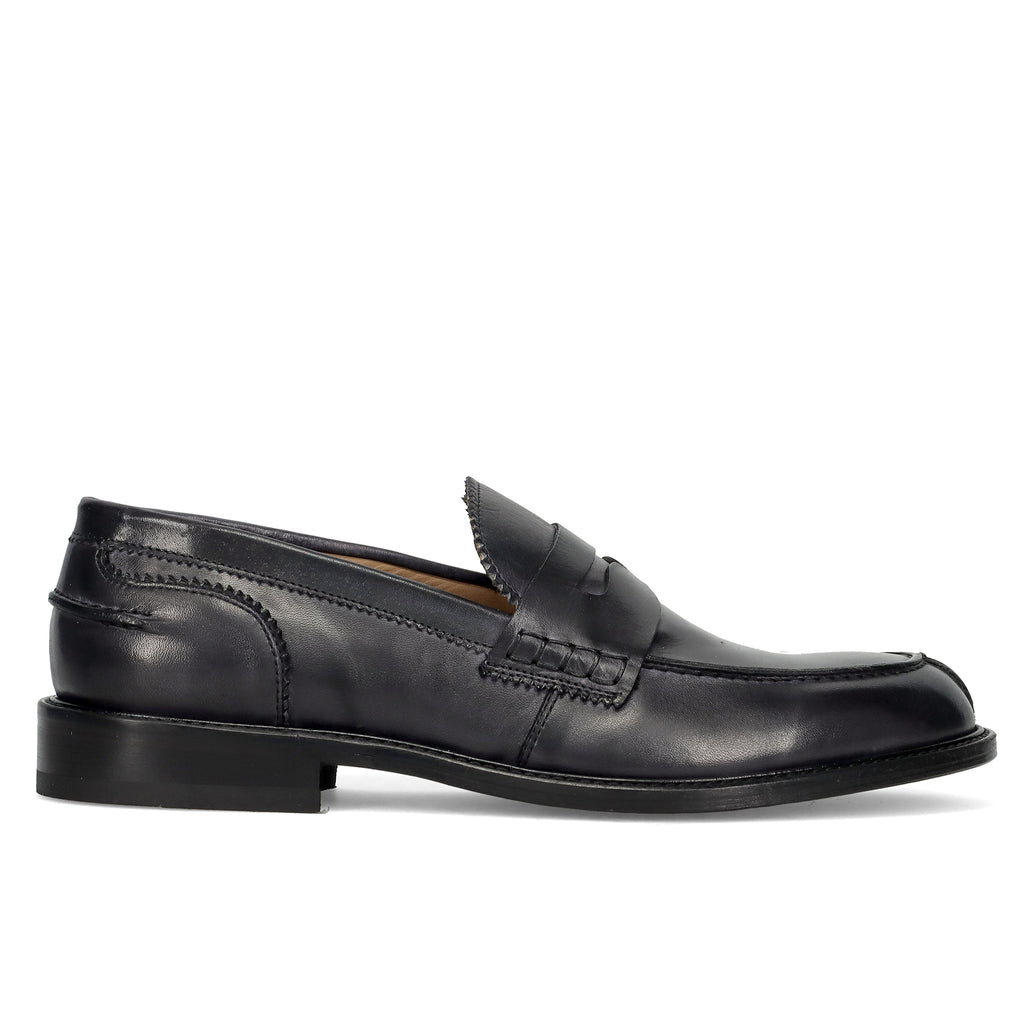PE26---sangiorgio---924-05DELAVE NERO