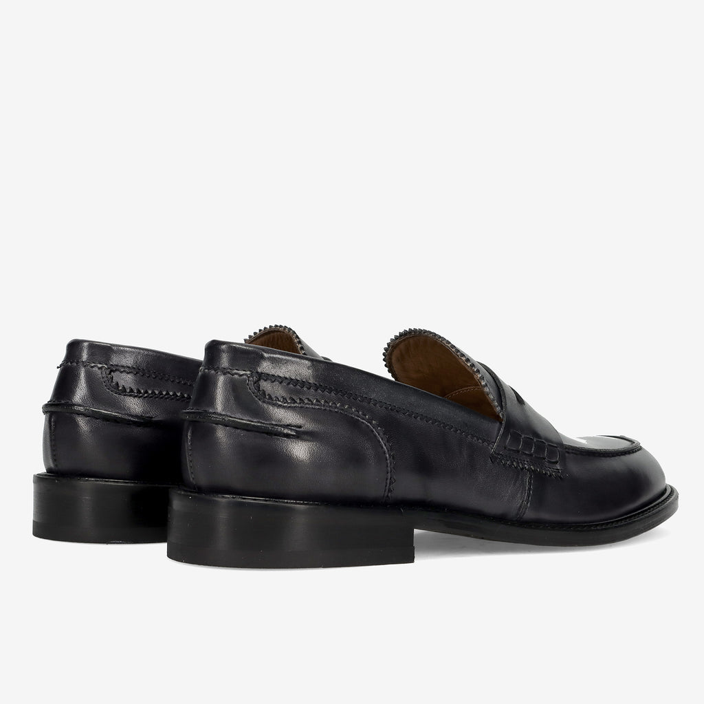 PE26---sangiorgio---924-05DELAVE NERO_3_P