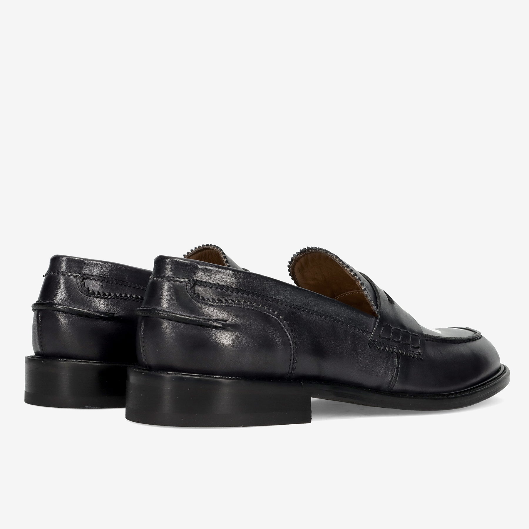 PE26---sangiorgio---924-05DELAVE NERO_3_P