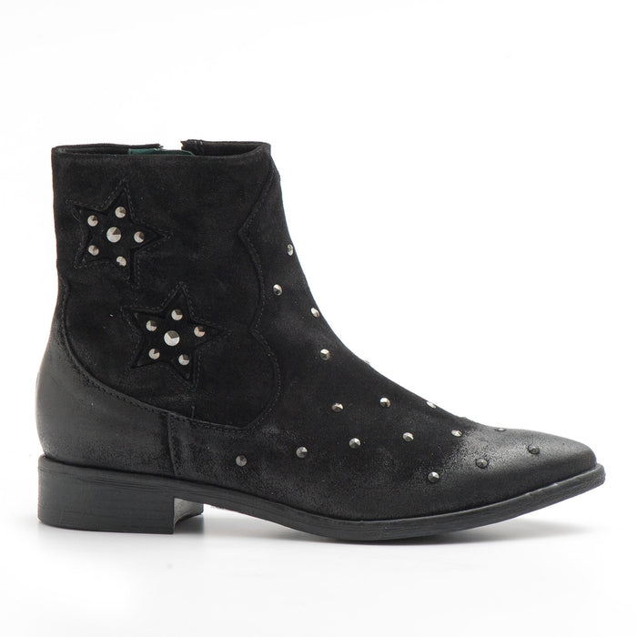Play ankle boots in black suede with studs