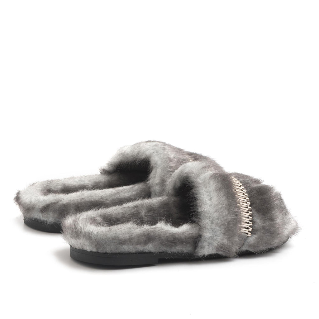 Shade slipper in eco fur with silver chain